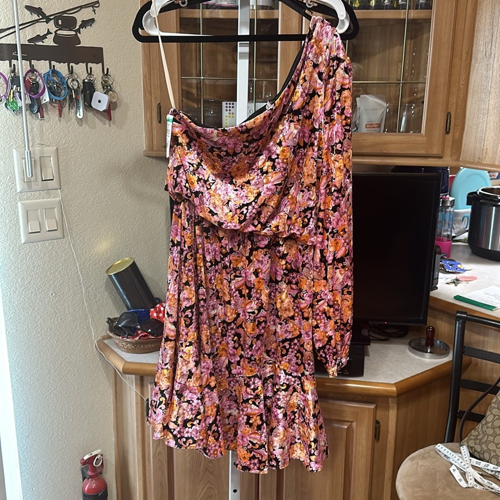 BCBGeneration Dress - Picture 6 of 6